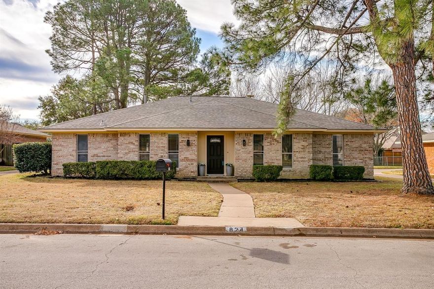 This beautifully updated home sits on an over quarter-acre lot in a charming, tree-lined neighborhood that feels established and welcoming. With a brand-new roof and thoughtful updates throughout, it’s truly move-in ready while still offering warmth and character. Inside, the spacious living room features exposed wood beams and a cozy wood-burning fireplace, creating a comfortable space for everyday living and entertaining. The home offers plenty of room for guests, with bright, inviting bedrooms and flexible living spaces. A separate dining area and a sunny breakfast nook with a charming window seat provide multiple spots to gather and unwind. The primary suite is generously sized and offers a large walk-in closet for added comfort. Outside, the expansive backyard offers plenty of room to relax, play, or entertain, with mature trees adding privacy and shade. The home is just a short walk to the popular South Lakes Park and is conveniently located near shopping, dining, and everyday essentials. Only a few miles from the Denton Square, this location offers the perfect balance of peaceful neighborhood living and easy access to everything Denton has to offer.