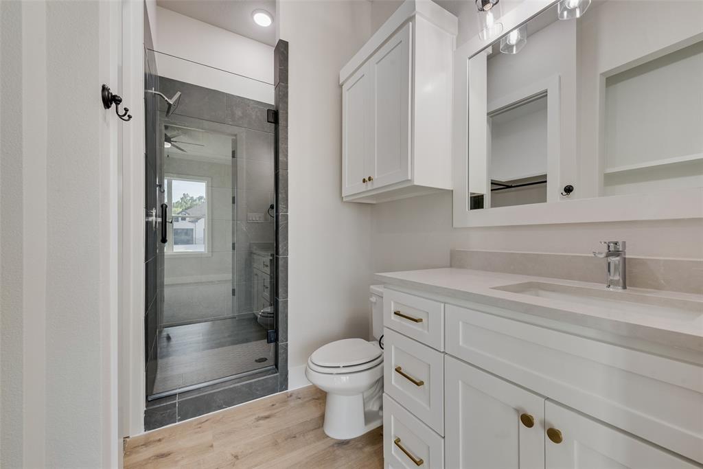 Lincoln Pointe - Residential