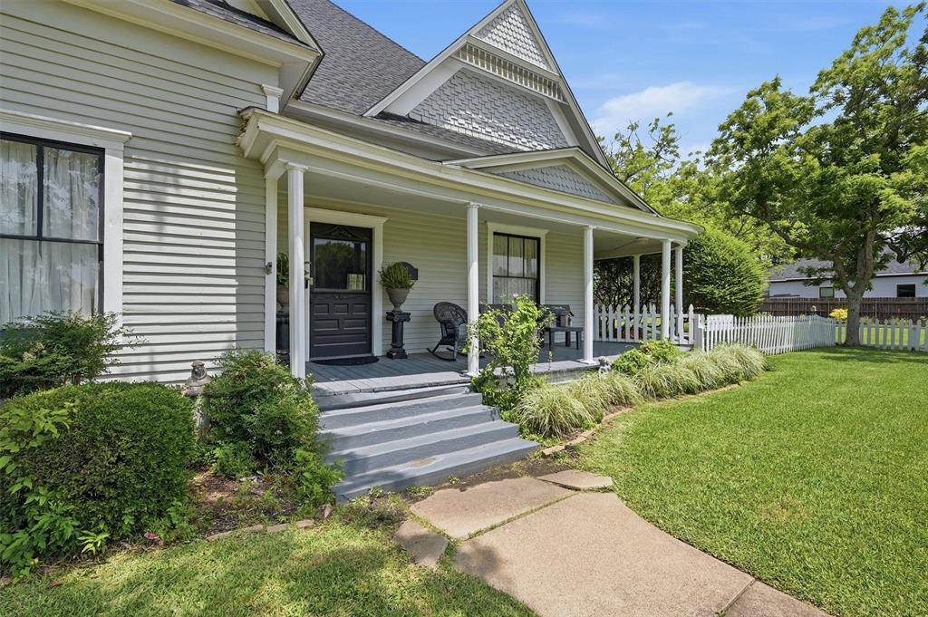 202 E Main Street