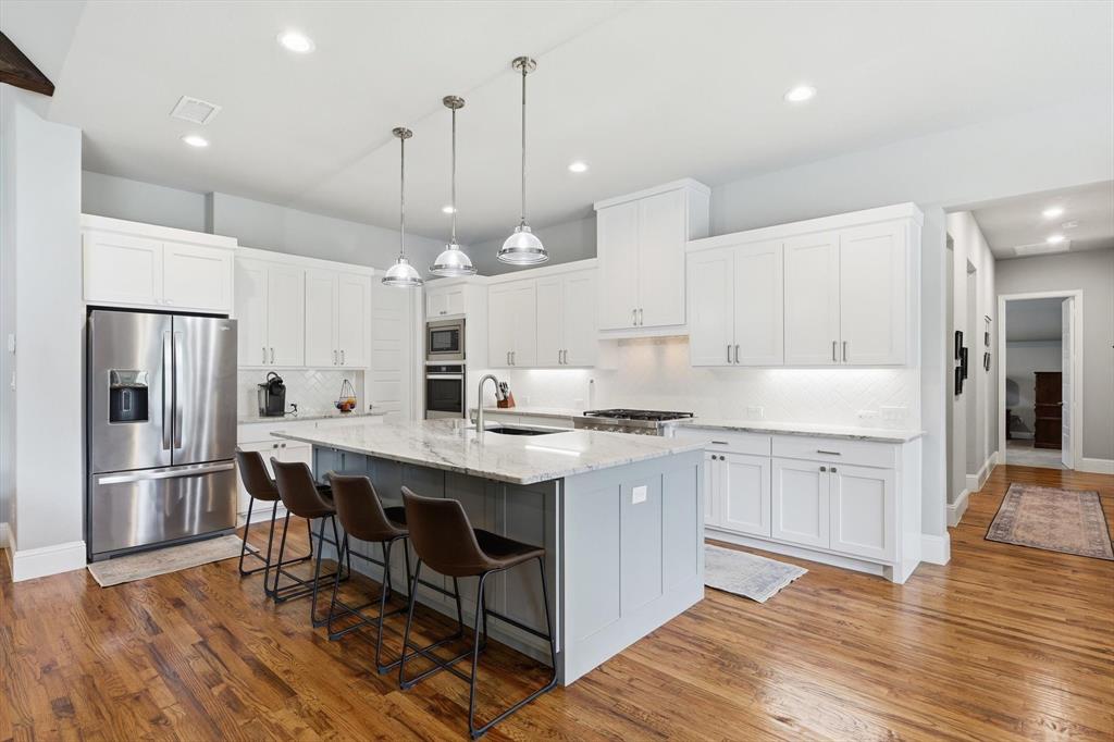 1031 Country Way