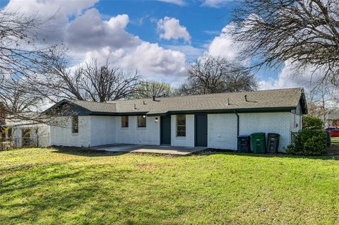 Tiny photo for 5909 Sandra Drive, Fort Worth, TX 76133 (MLS # 21180493)