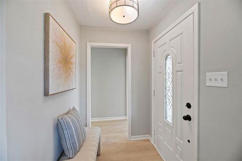 Tiny photo for 5909 Sandra Drive, Fort Worth, TX 76133 (MLS # 21180493)