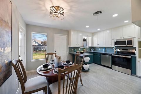 Tiny photo for 5909 Sandra Drive, Fort Worth, TX 76133 (MLS # 21180493)