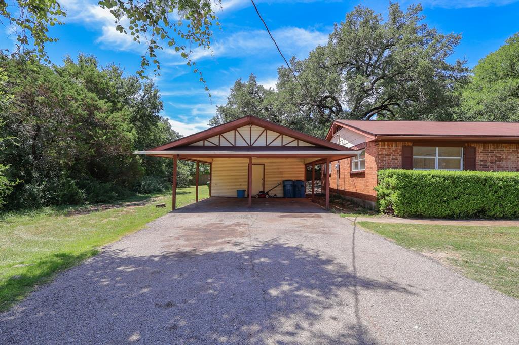 1203 E Apache Trail