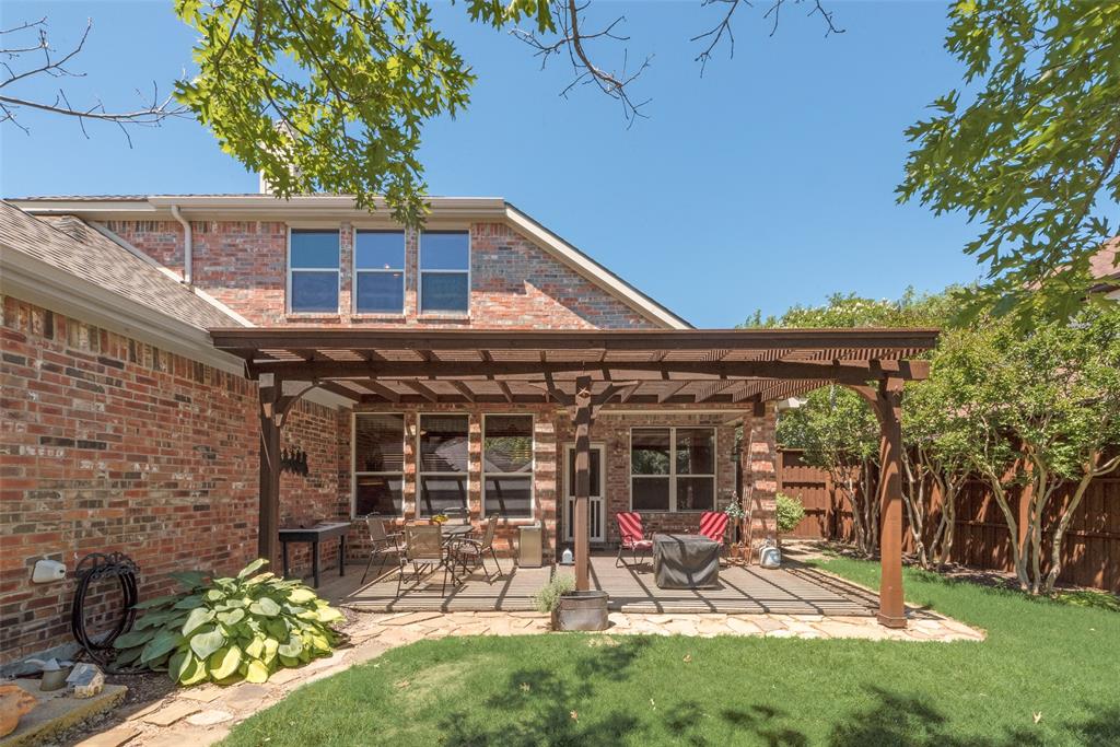 1522 Farm Dale
