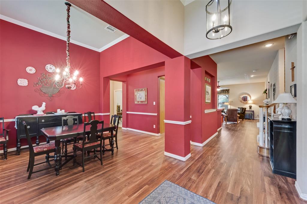 1522 Farm Dale
