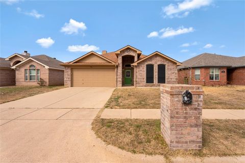 4816 Sapphire Lane Granbury TX 76049
