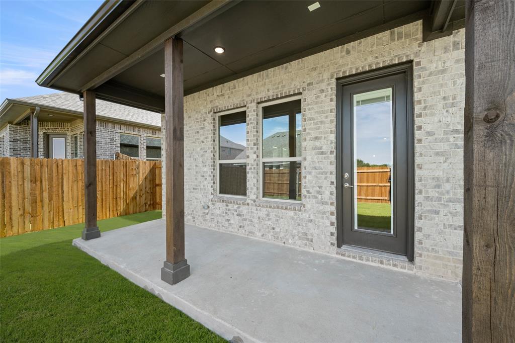 Sheppard's Place - Residential