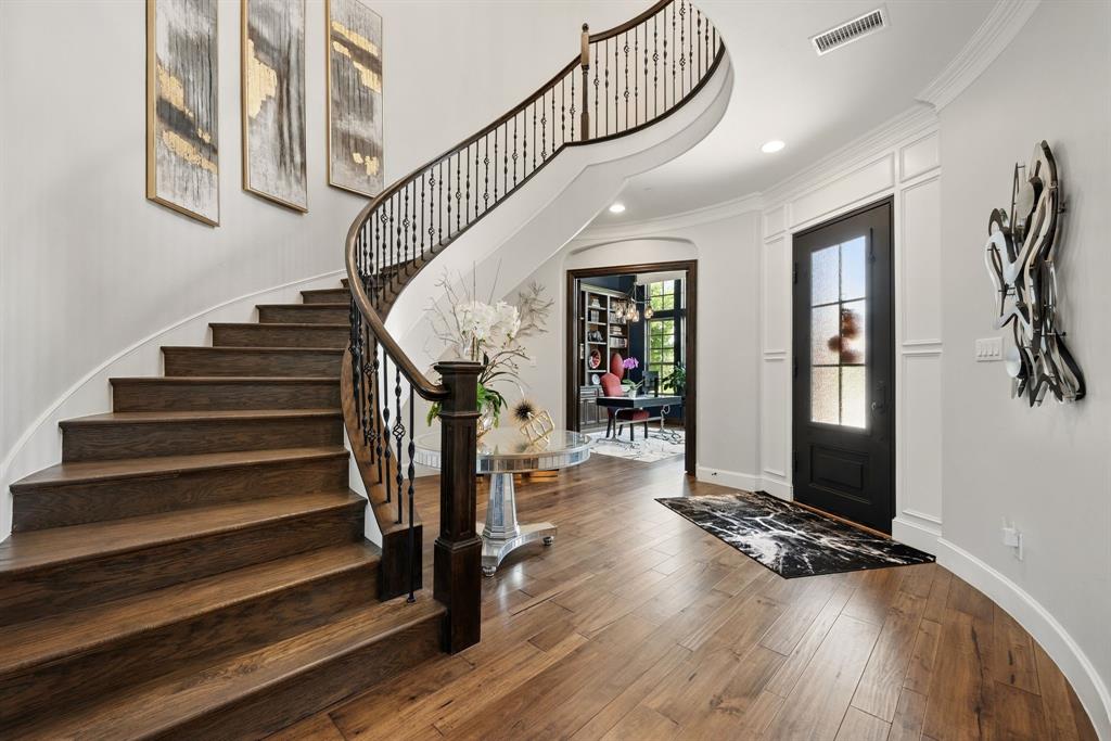 920 Lexington Terrace