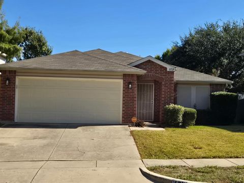 8729 Cove Meadow Lane Fort Worth TX 76123