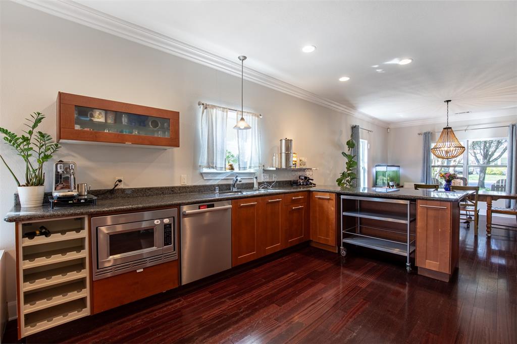 Oak Cliff Annex - Residential