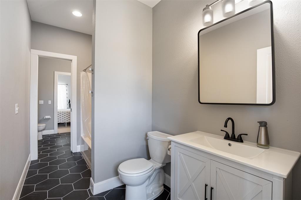 Oak Cliff Annex - Residential