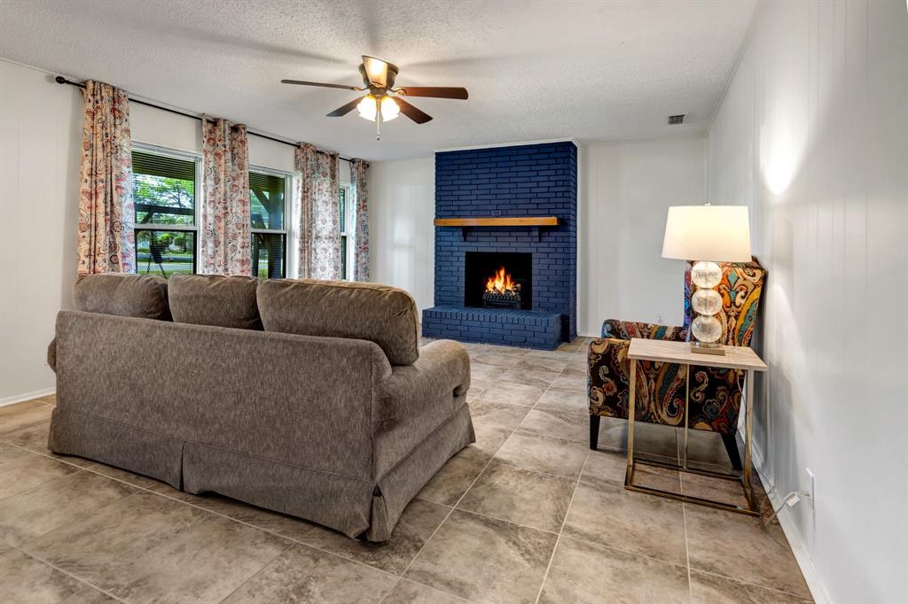 Decordova Bend Estate - Residential