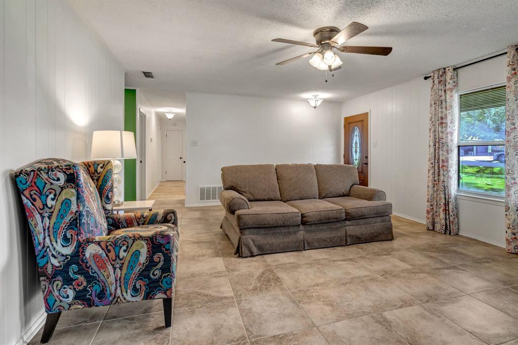 Decordova Bend Estate - Residential