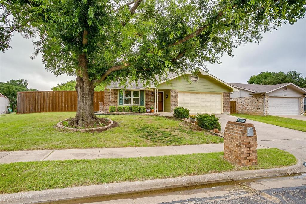 2305 Hollybush Lane