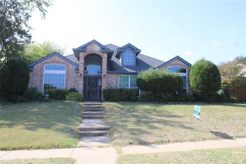 Photo of 3916 Segundo Lane, Plano, TX 75074 (MLS # 21097993)