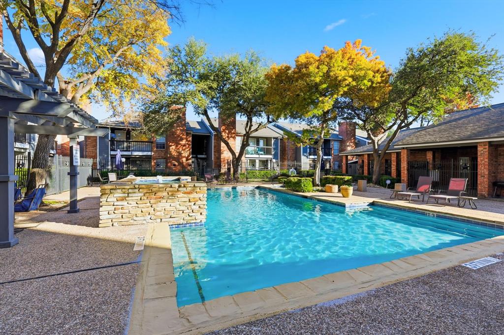 Cimarron Court Condo Ph 1 - Residential