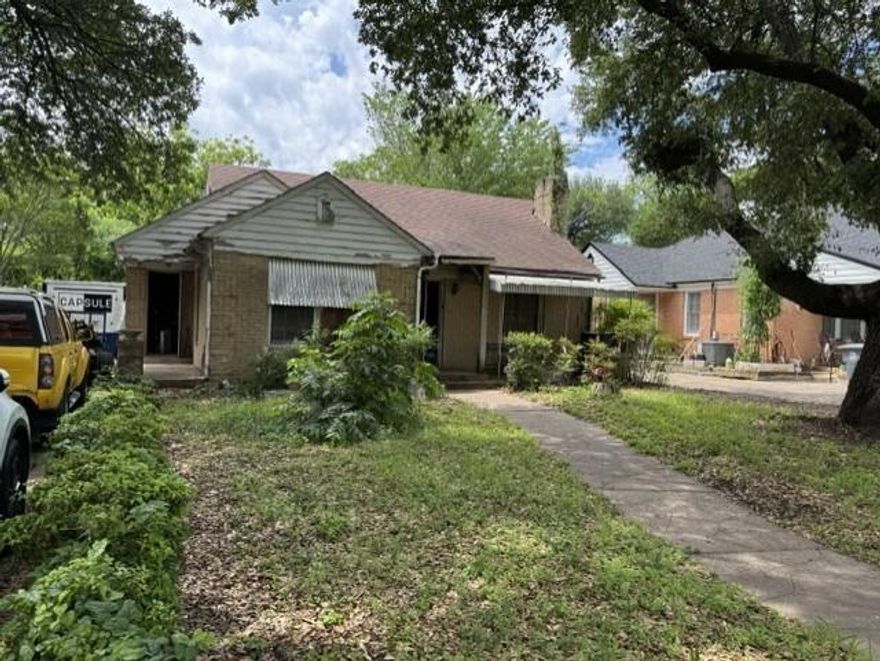 House built in 1936 with construction features of that era.  Shiplap wall boarding, ceilings and floors.  Roof age is unknown.  Seller has not occupied home in this century and is not familiar with condition or property features other than as-seen.  Note large lot with trees and some pavestone walk ways.  Property offered AS-IS, CASH ONLY and seller insists on verified PROOF OF FUNDS TO PURCHASE.  NO CONTINGENCIES; AS-IS.  Must close at  Title Company Preferred as shown.  Pathway flagstones in backyard do not convey.