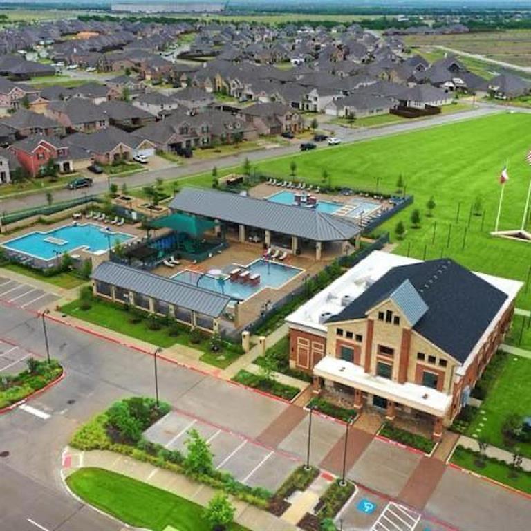 Gateway Parks - Residential Lease