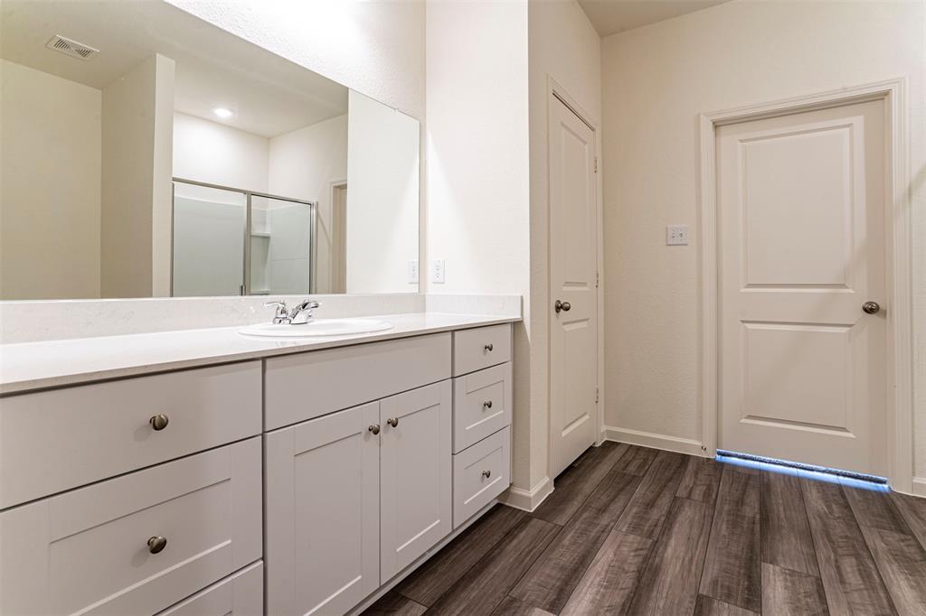 Gateway Parks - Residential Lease