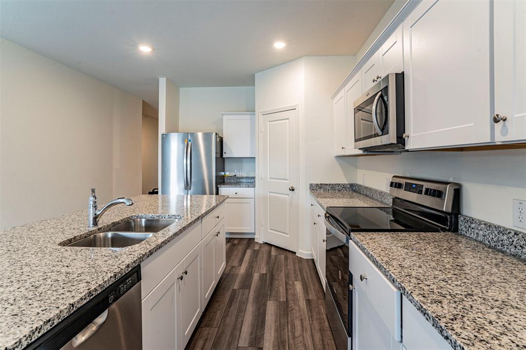 Gateway Parks - Residential Lease