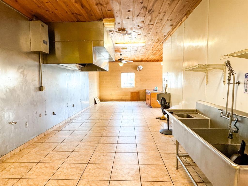 Mk&T Row - Commercial Sale