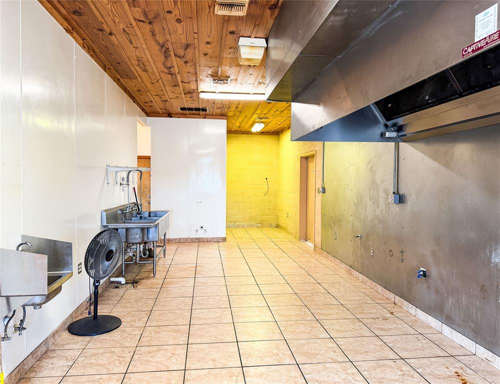 Mk&T Row - Commercial Sale