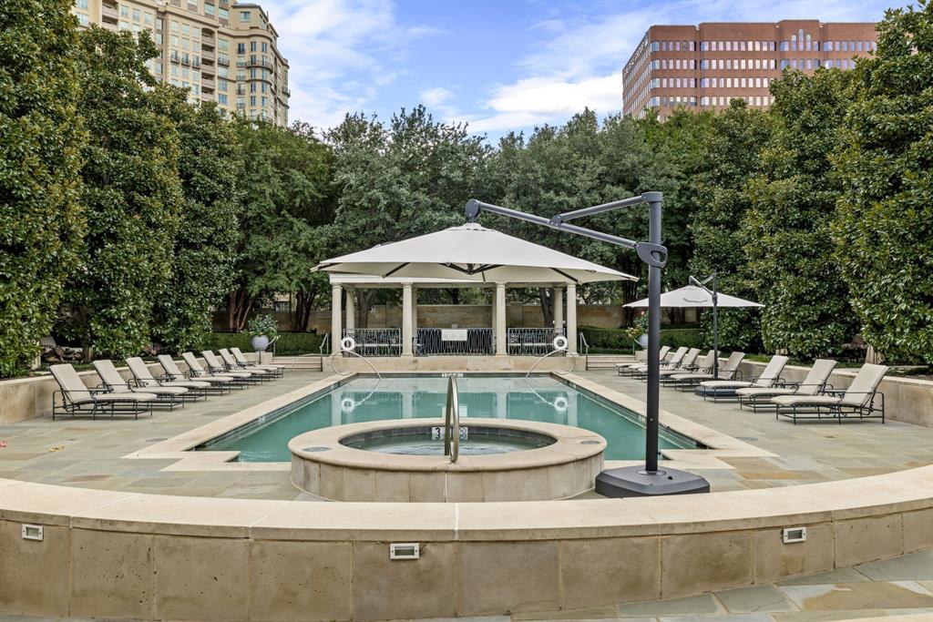 Vendome On Turtle Creek Condo - Residential
