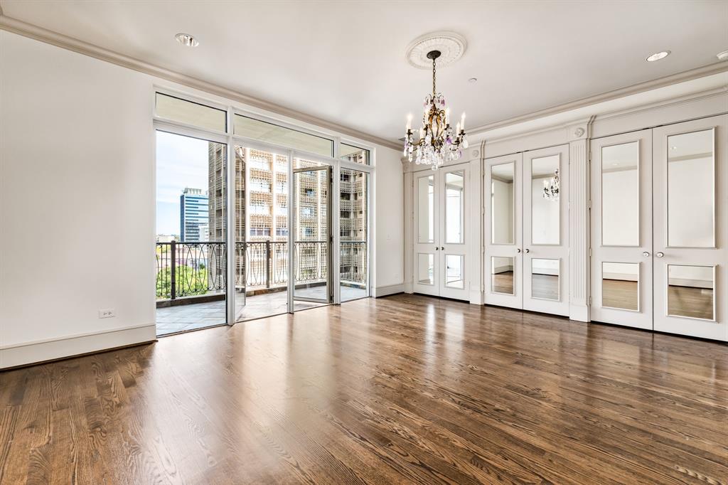 Vendome On Turtle Creek Condo - Residential