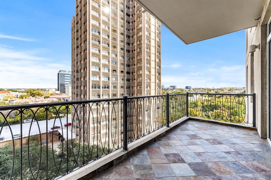 Vendome On Turtle Creek Condo - Residential