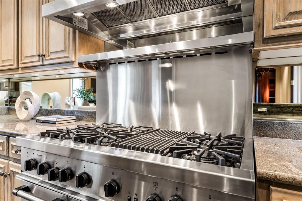 Vendome On Turtle Creek Condo - Residential