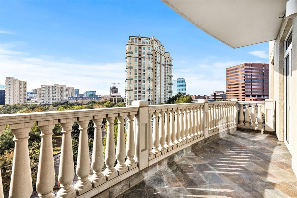 Vendome On Turtle Creek Condo - Residential