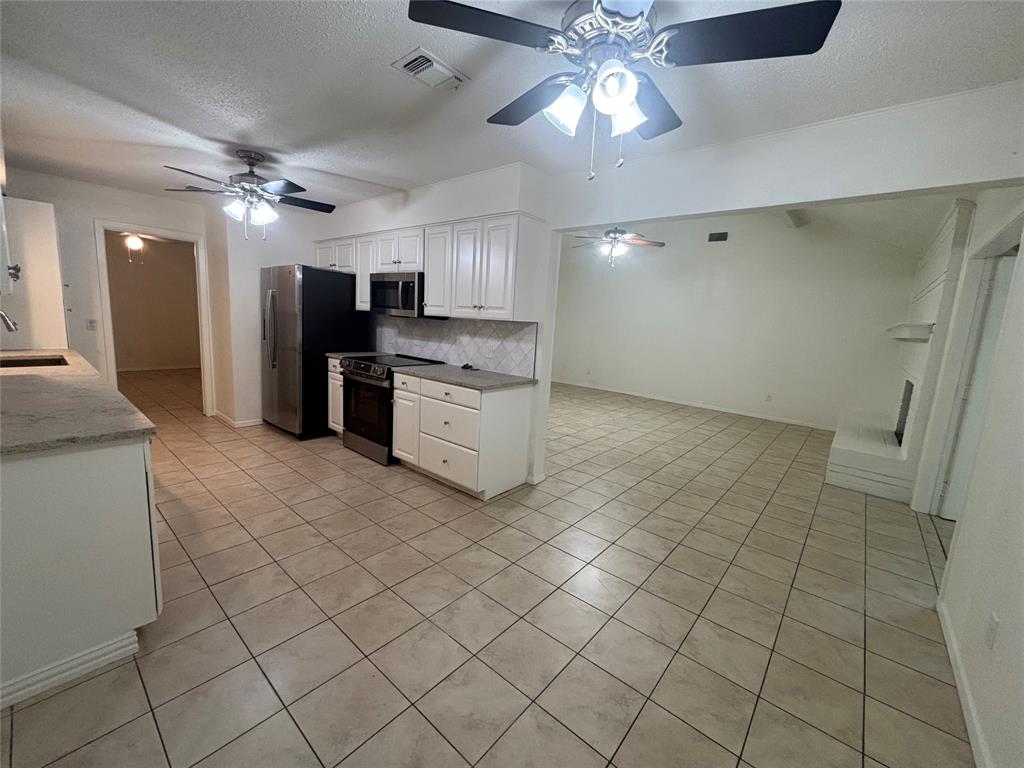 Overton West - Residential Lease