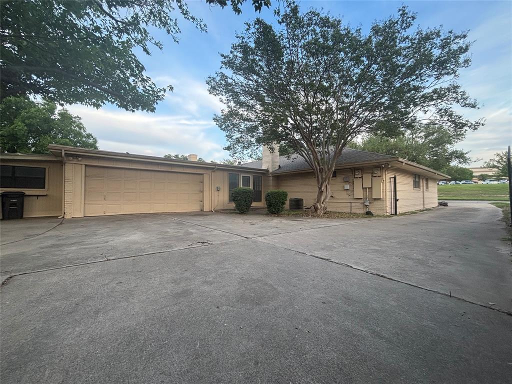 Overton West - Residential Lease