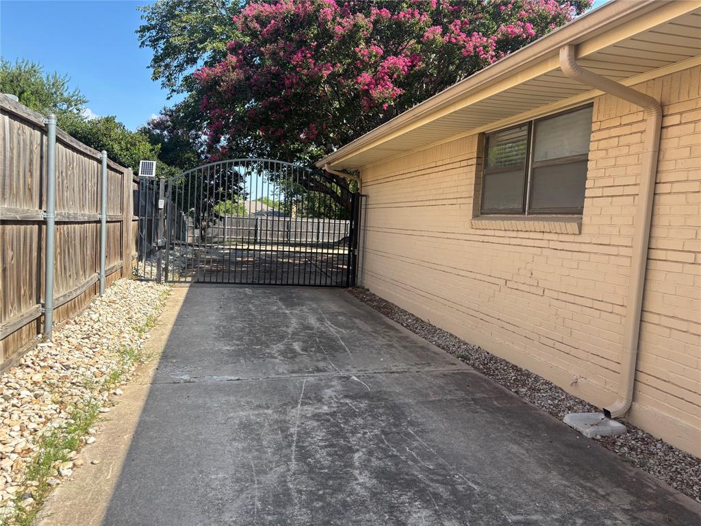 Overton West - Residential Lease