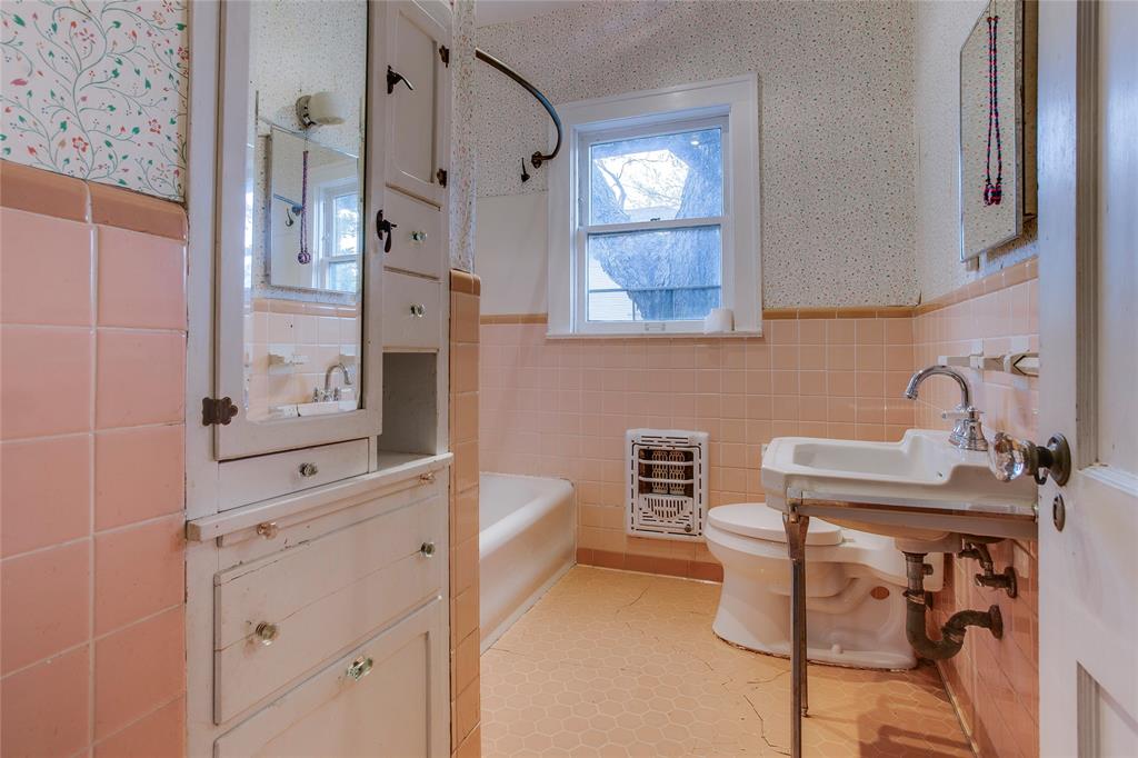 Winnetka Heights - Residential