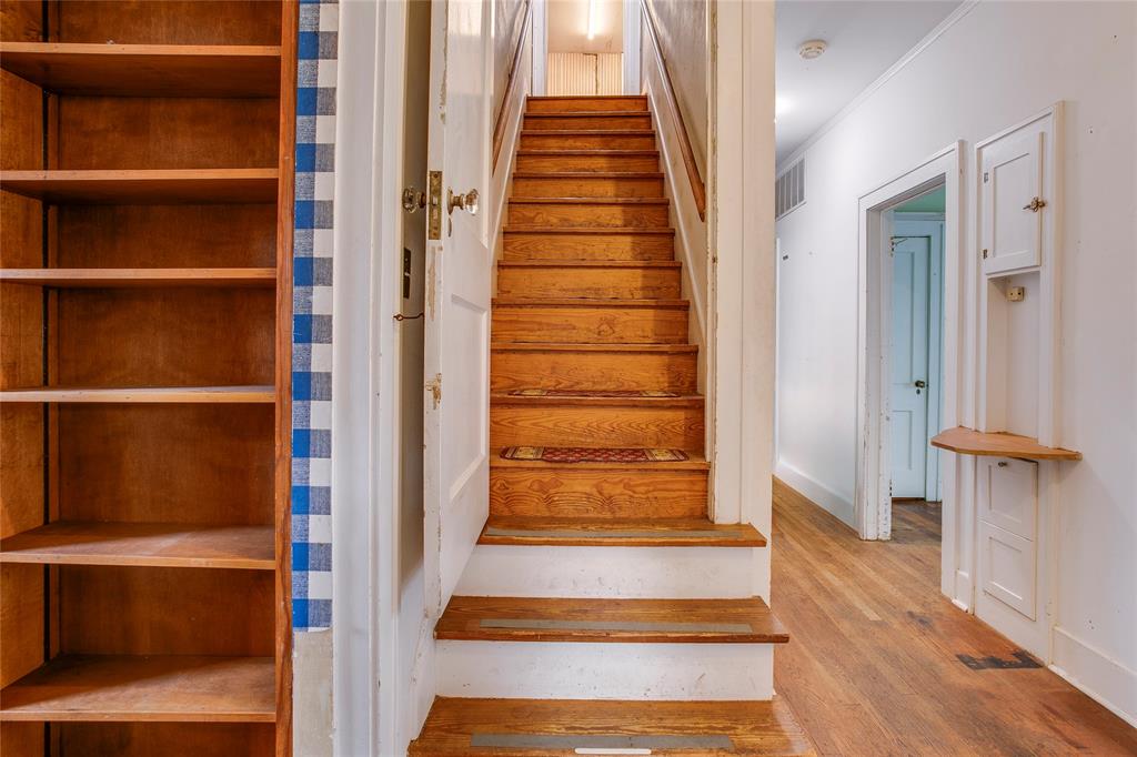 Winnetka Heights - Residential