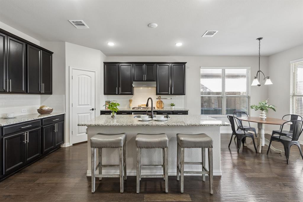 1545 Tanglewood Trail