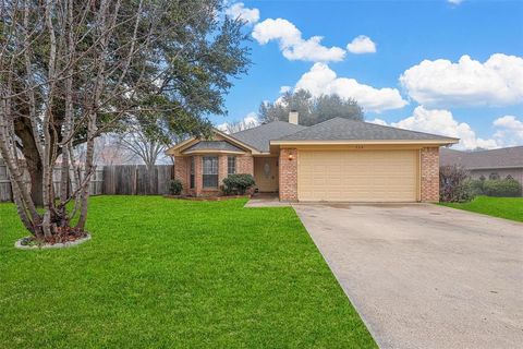 A home in Crowley