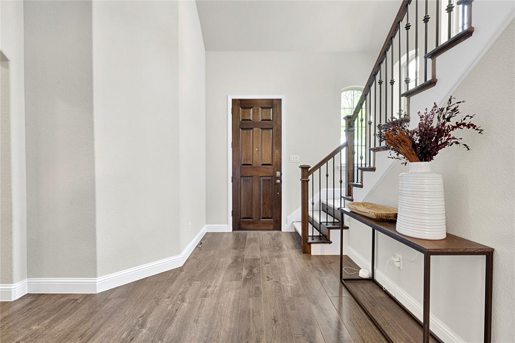 4528 Oriel Lane