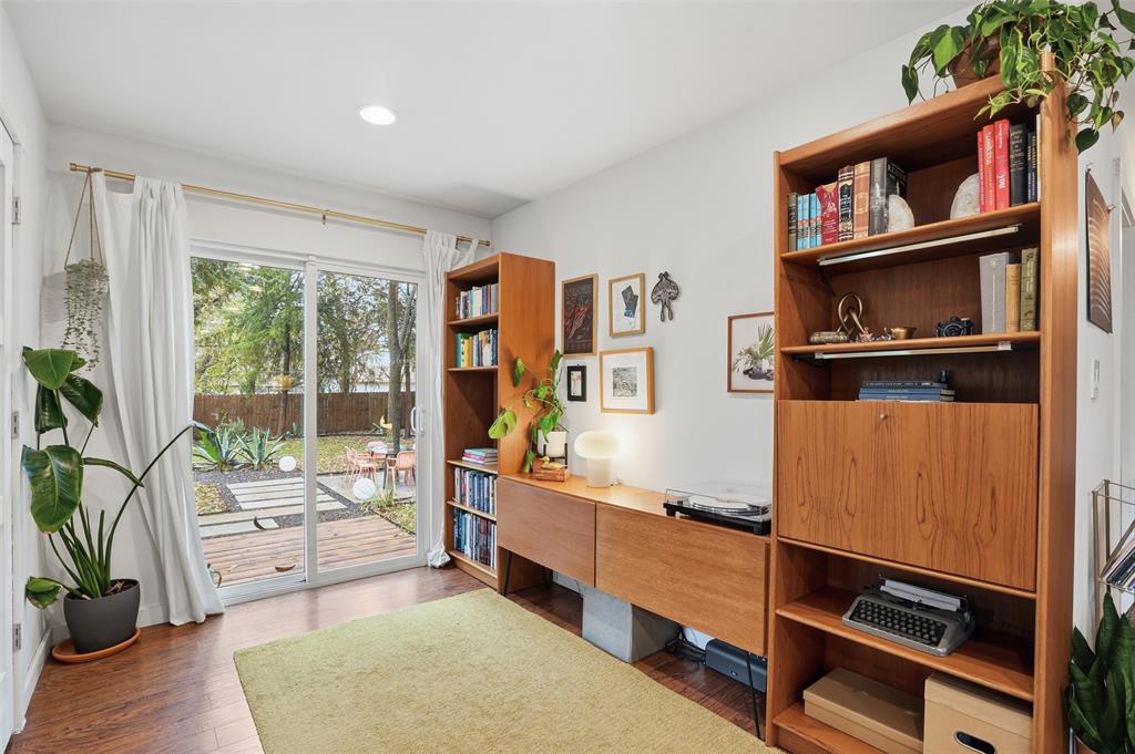 Sunset Annex - Residential