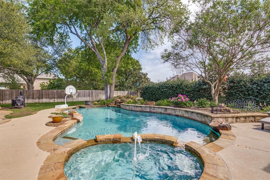 North Lake Woodlands - Residential