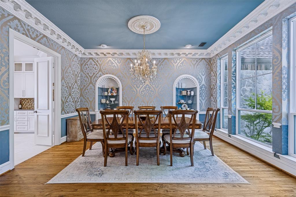 542 Rolling Hills Road