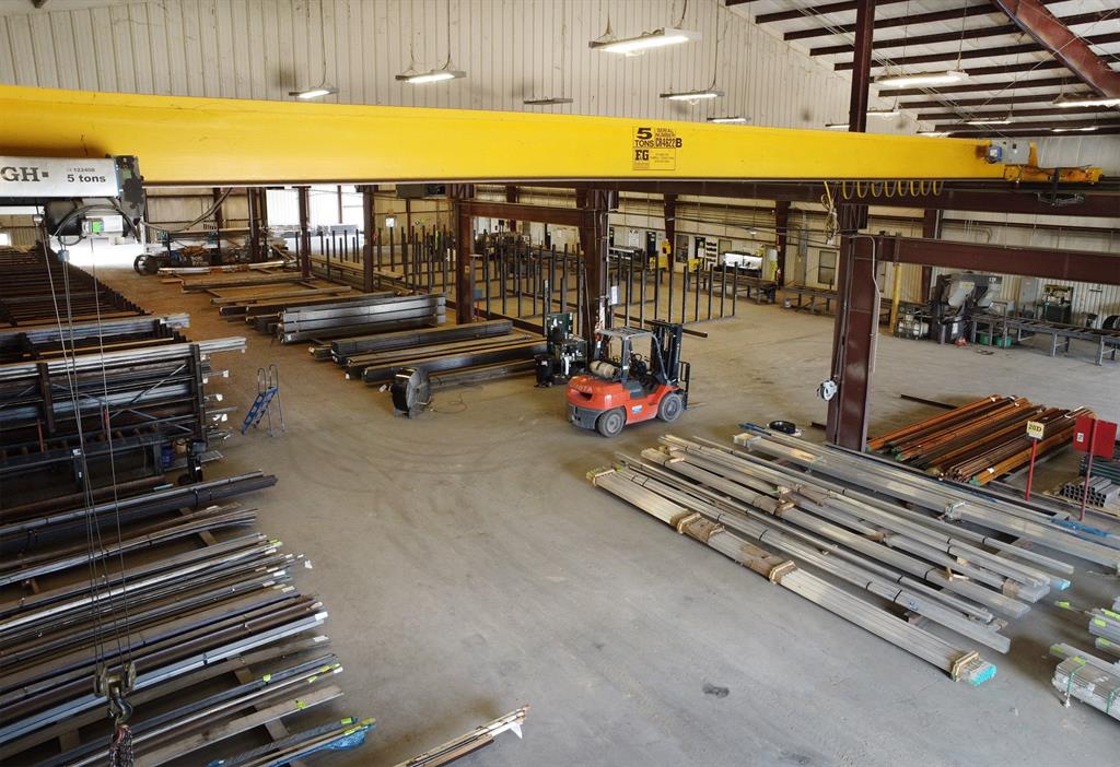 ABST A0396 W GATEWOOD - Commercial Sale