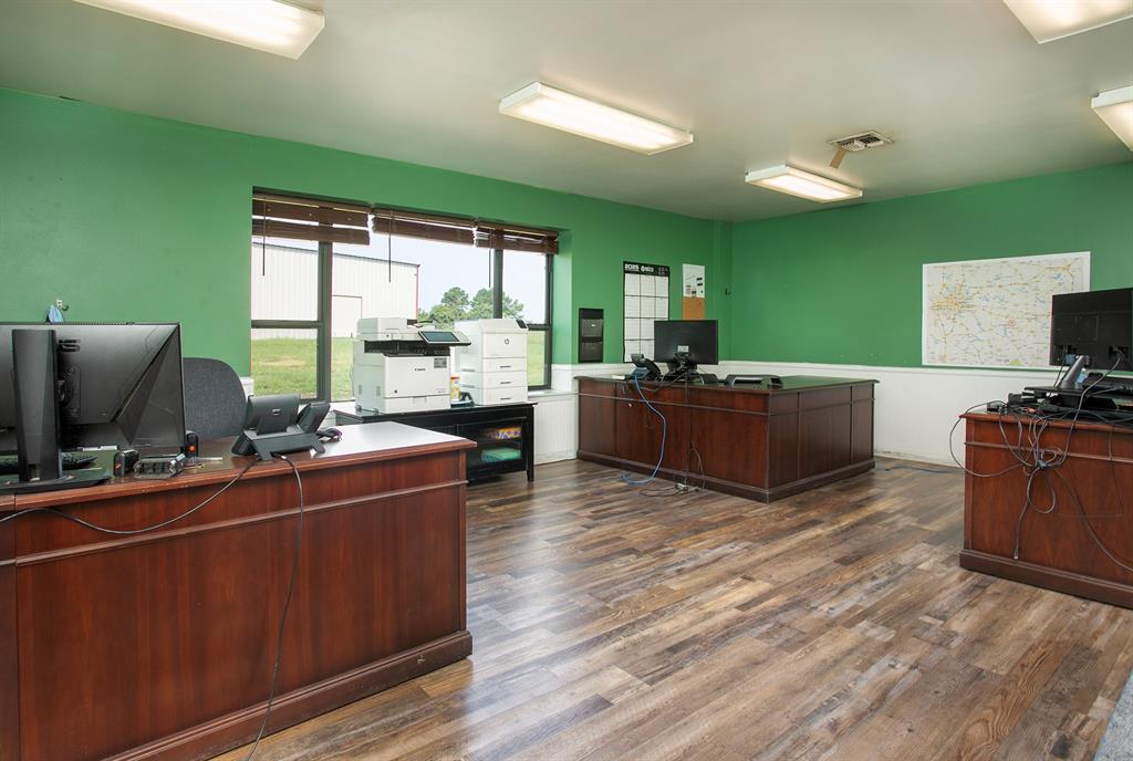 ABST A0396 W GATEWOOD - Commercial Sale