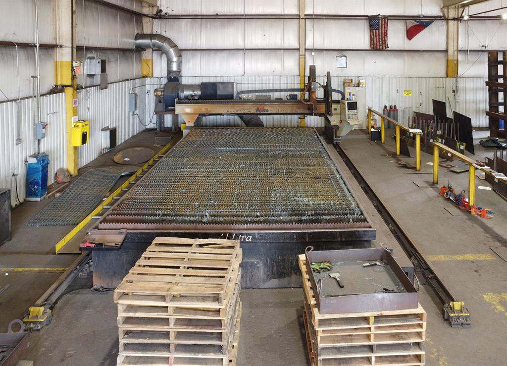 ABST A0396 W GATEWOOD - Commercial Sale