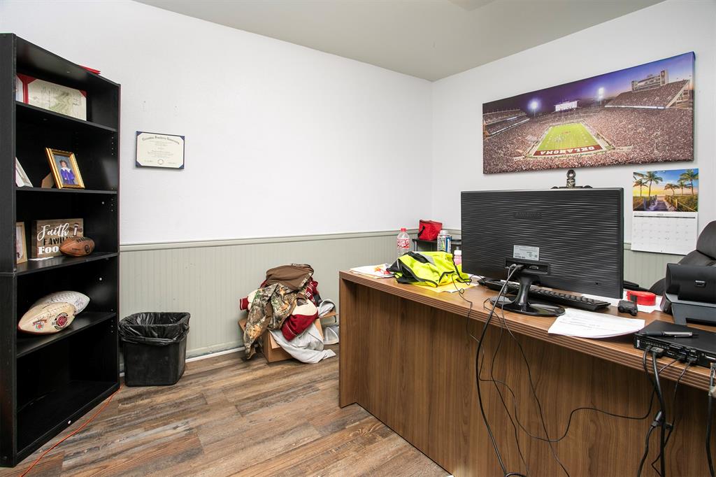 ABST A0396 W GATEWOOD - Commercial Sale