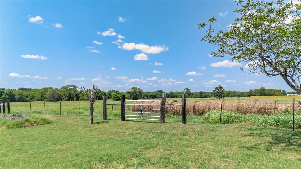 47 Acres Farm Market 275