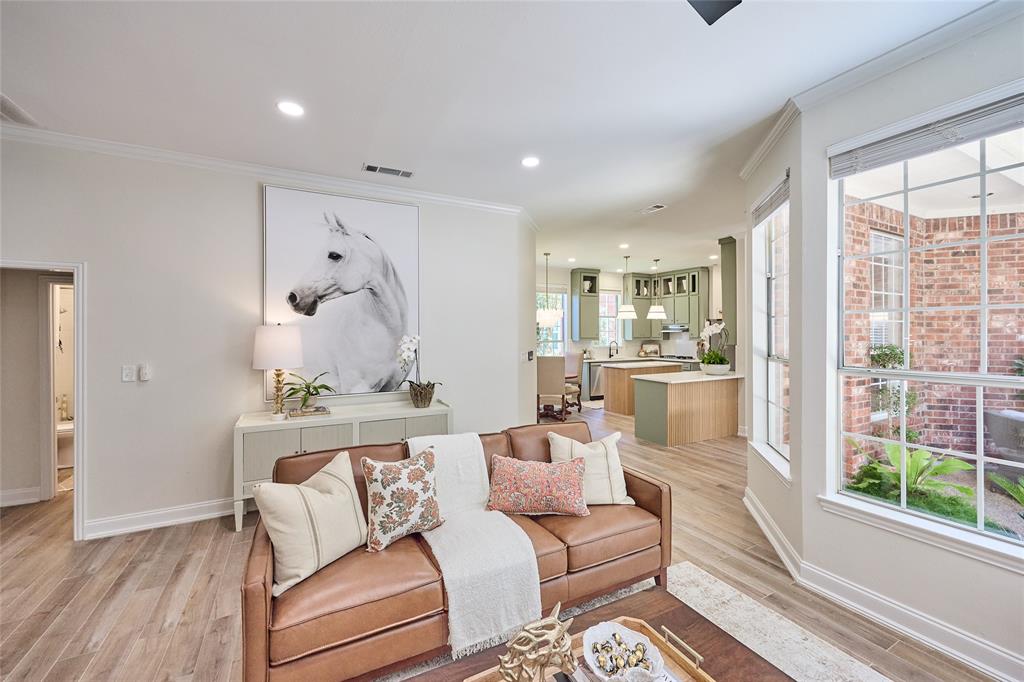 6637 Oakmont Court