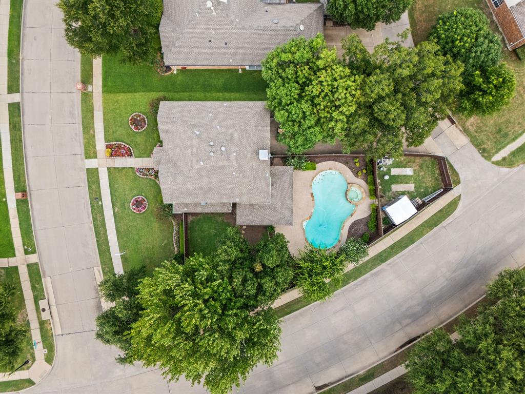 9503 Saddle Drive